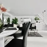 Premium By Hi5- Close To Parliament Budapeşte