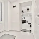 Premium By Hi5- Close To Parliament 아파트 부다페스트