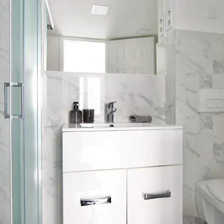 Premium By Hi5- Close To Parliament * Budapest