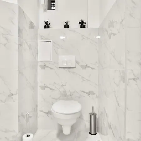 Premium By Hi5- Close To Parliament * Budapest